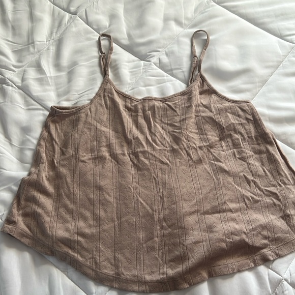 aerie Tops - Ladies Aerie Crop Cami!
